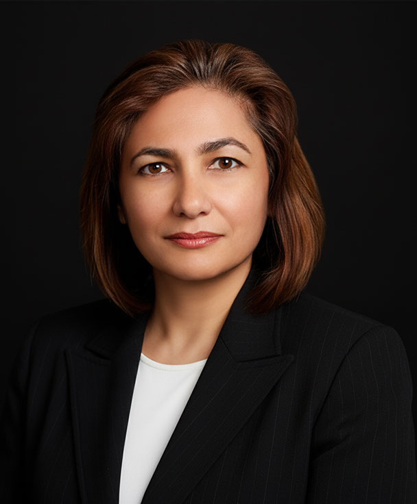 Dr. Zeenat Safdar 